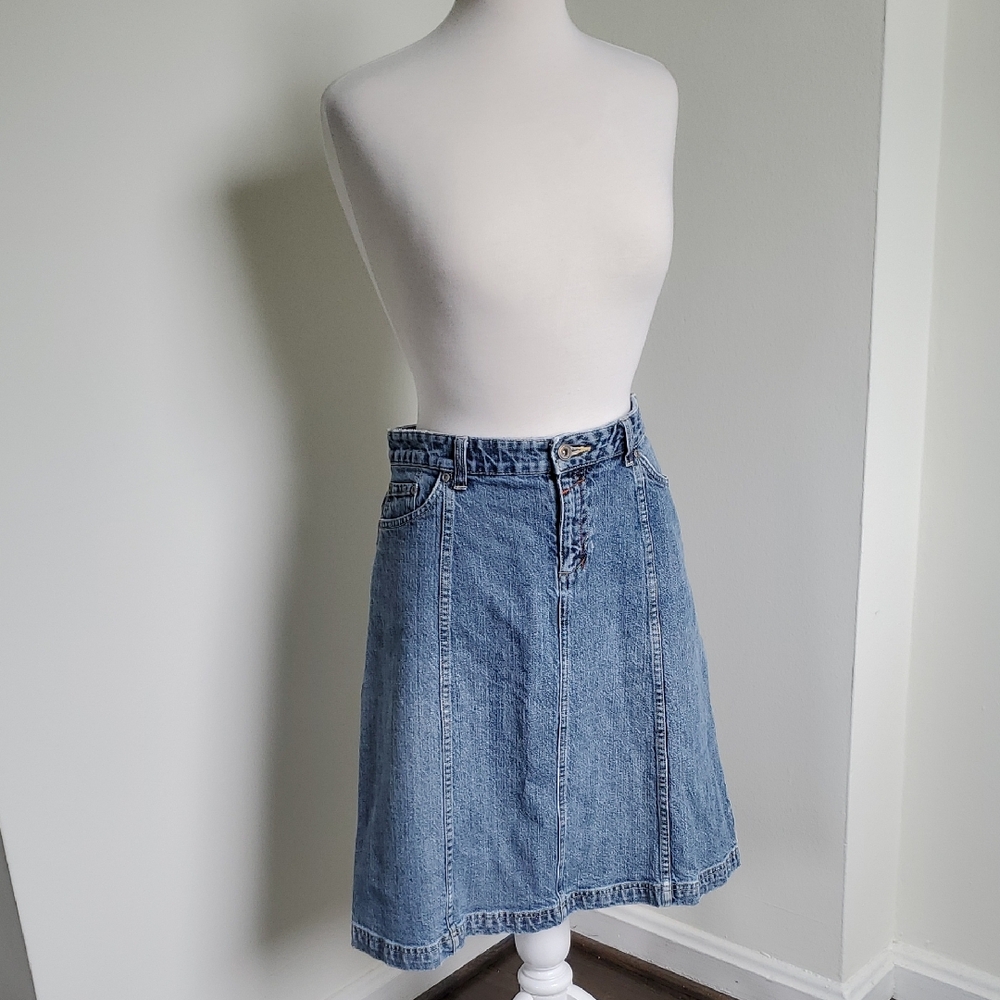 Columbia A Line Knee Length Denim Skirt Sz 8
